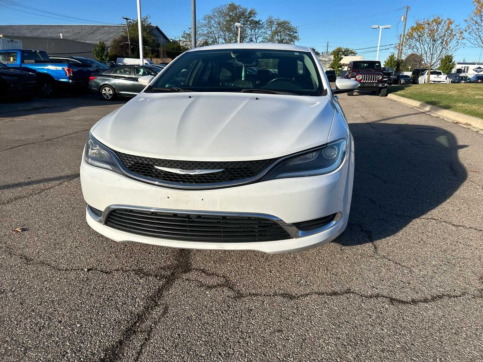 Thumbnail: 2017 Chrysler 200 - 6