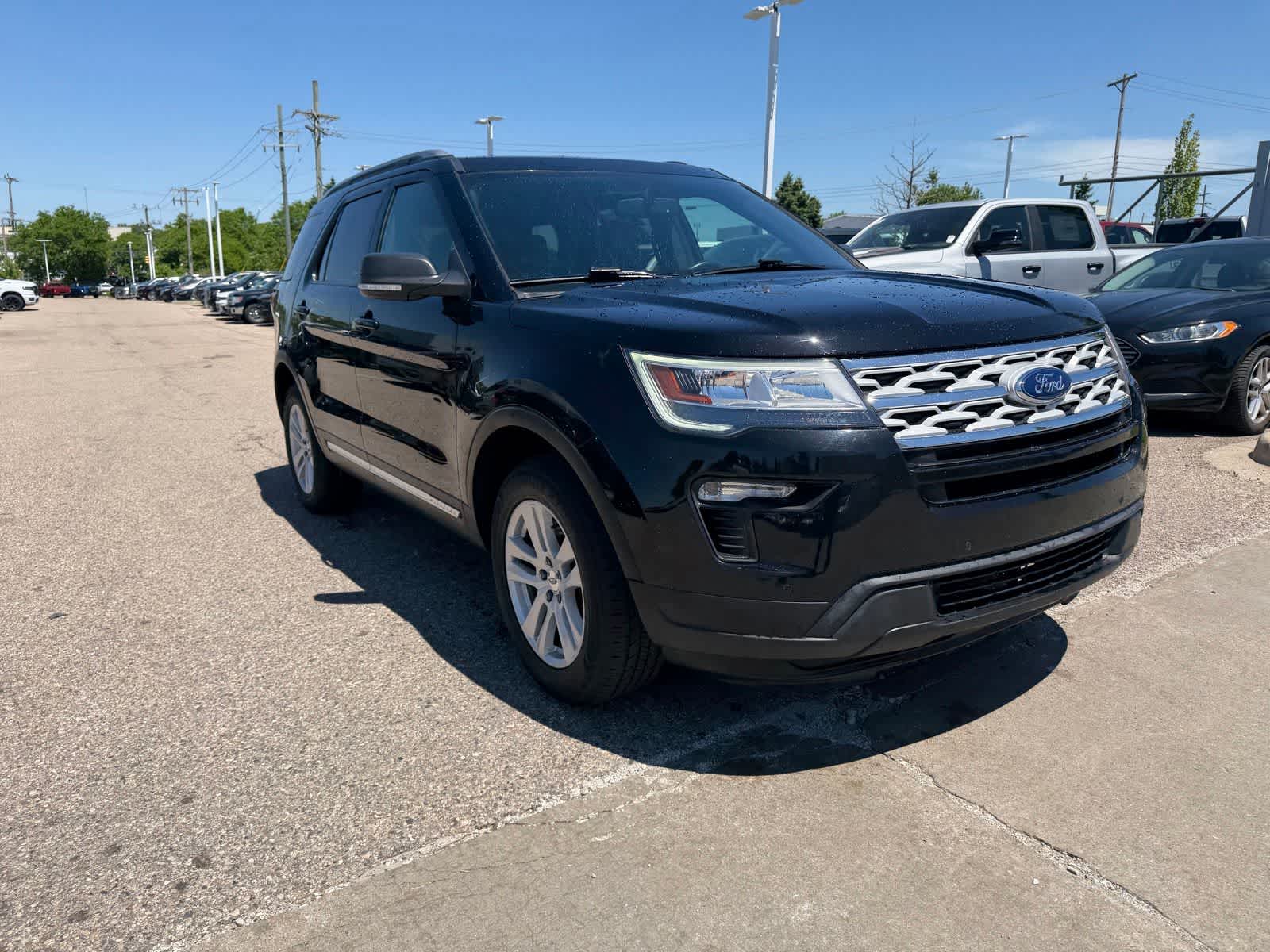 Thumbnail: 2019 Ford Explorer - 5