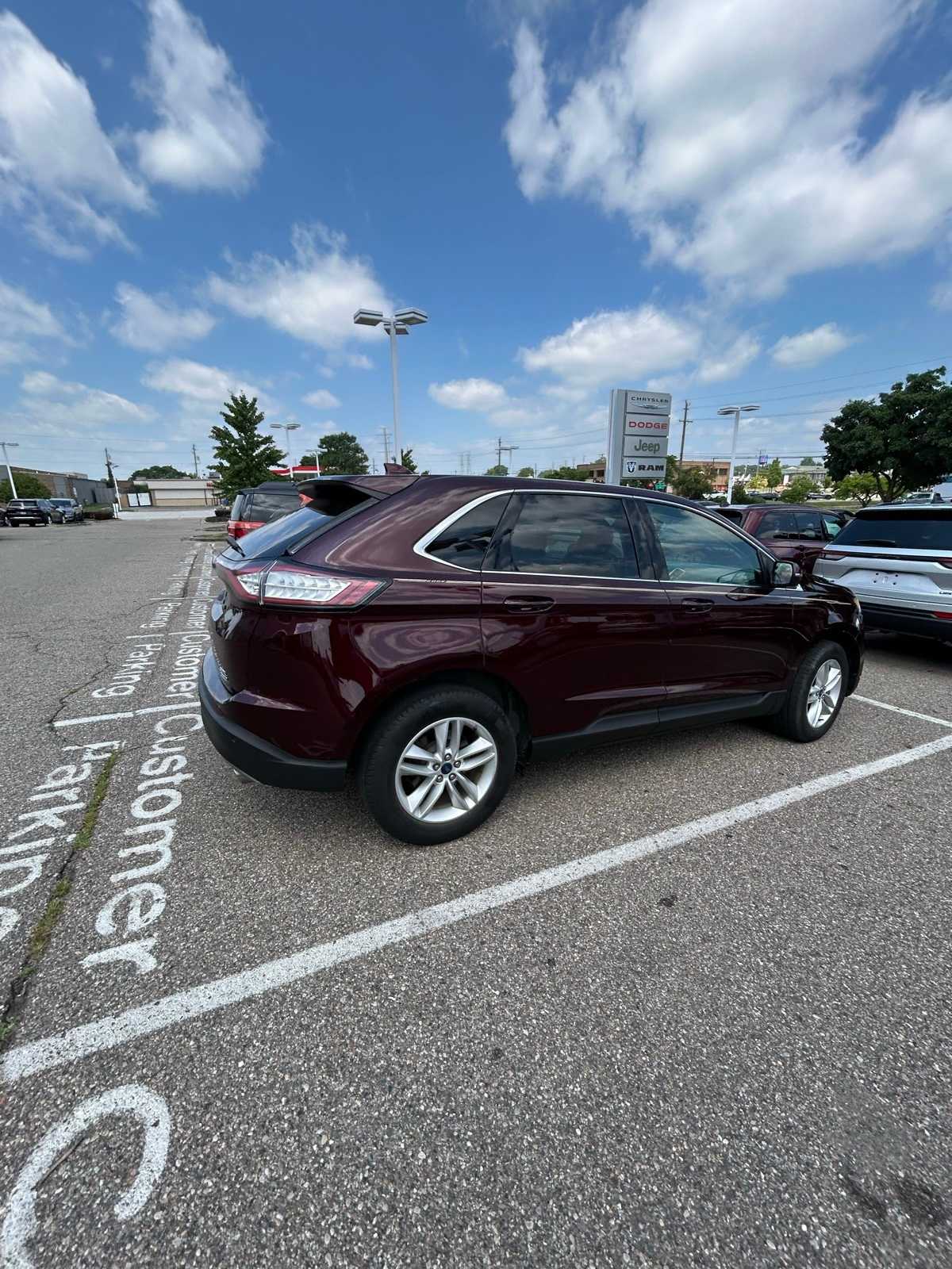 Thumbnail: 2017 Ford Edge - 15