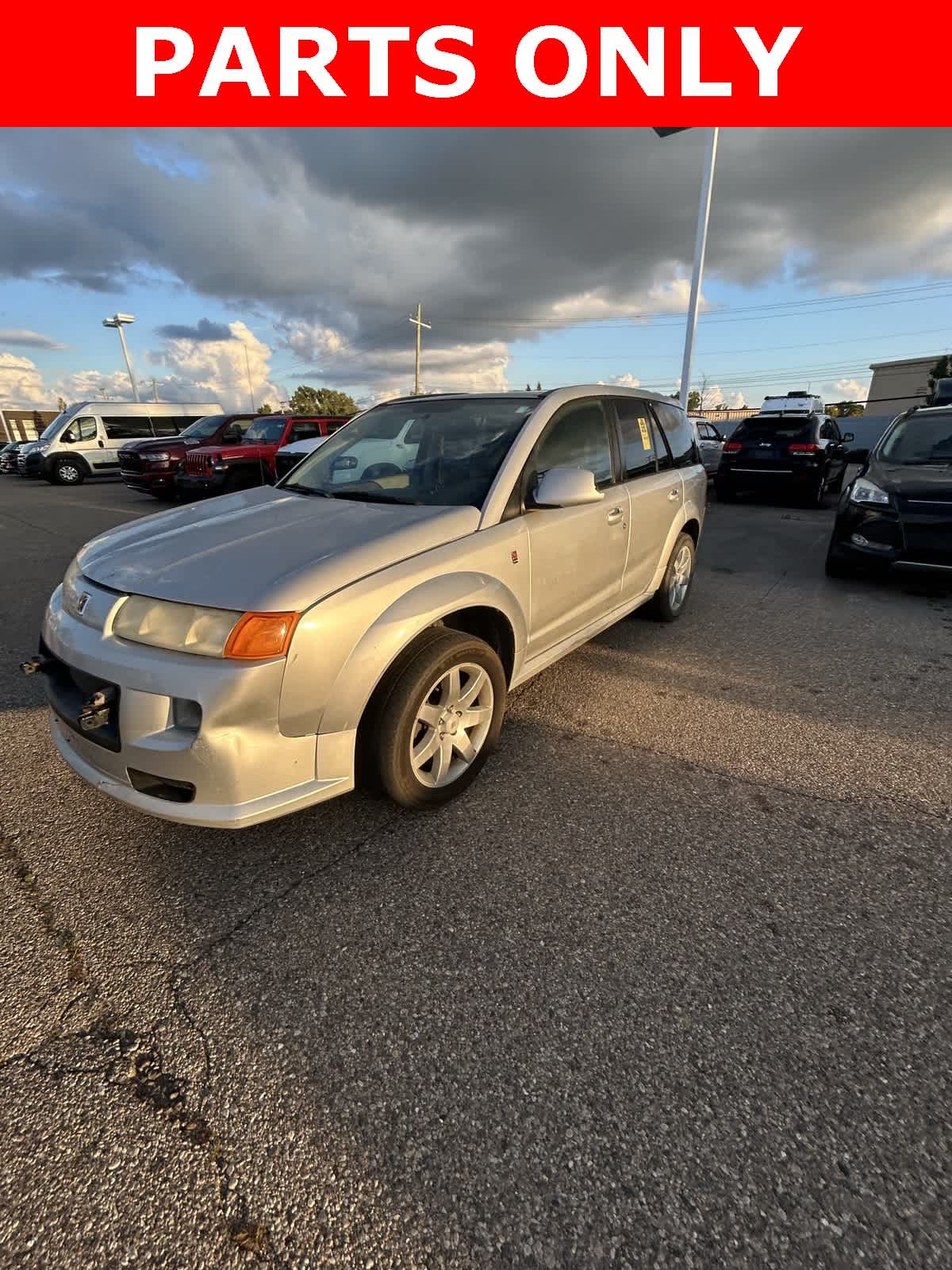 Thumbnail: 2005 Saturn VUE - 2