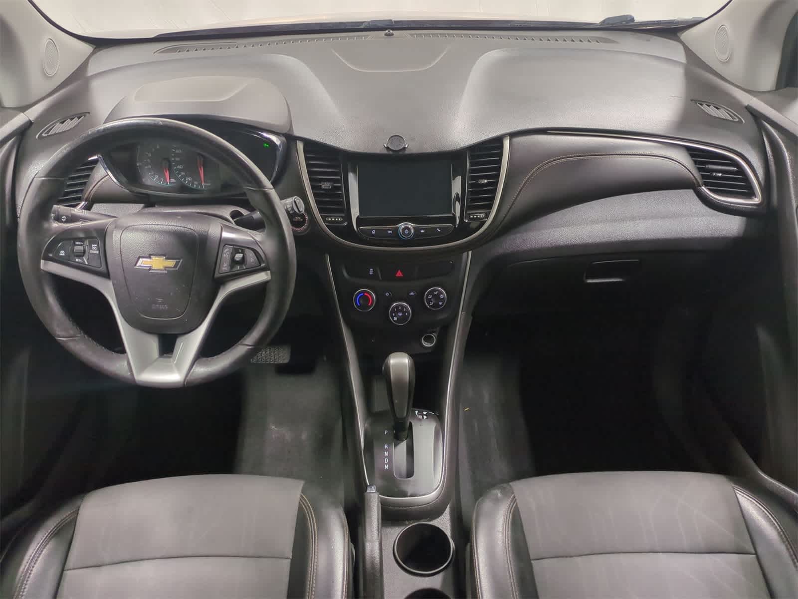 Thumbnail: 2017 Chevrolet Trax - 16