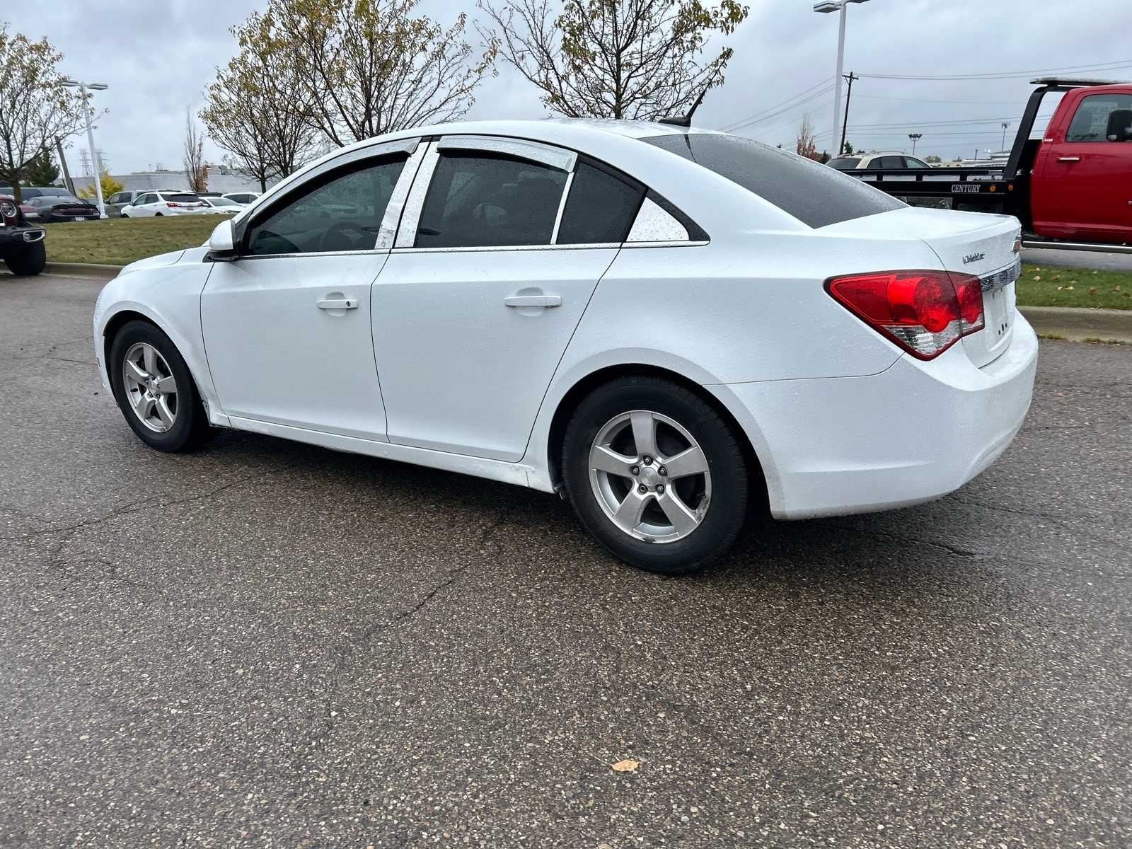 Thumbnail: 2012 Chevrolet Cruze - 21