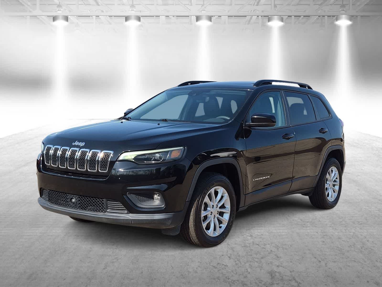 Thumbnail: 2022 Jeep Cherokee - 4