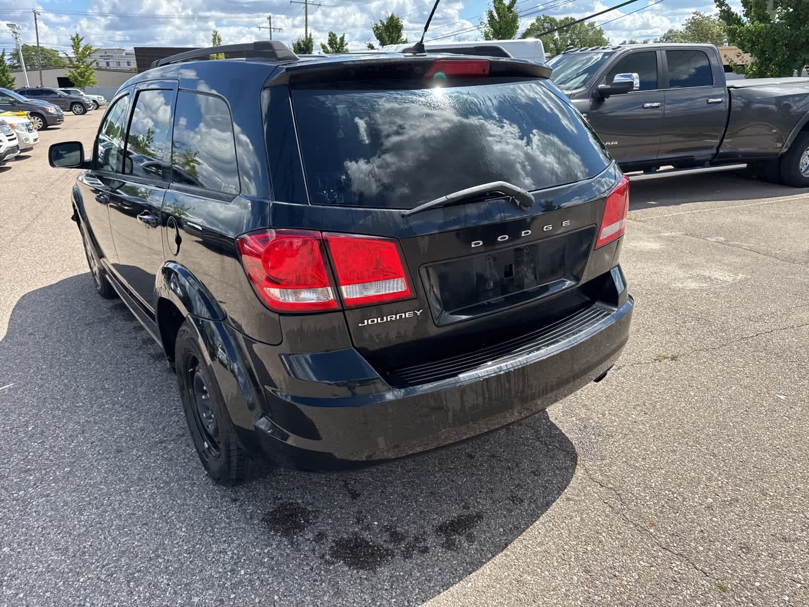 Thumbnail: 2012 Dodge Journey - 22