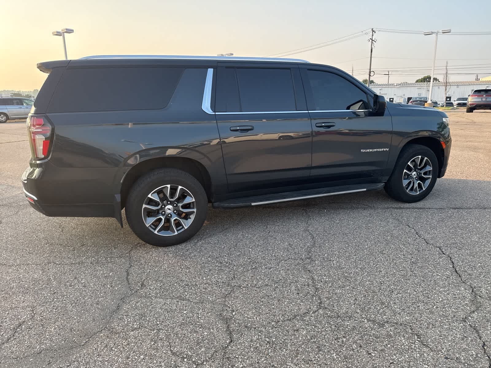 Thumbnail: 2022 Chevrolet Suburban - 13