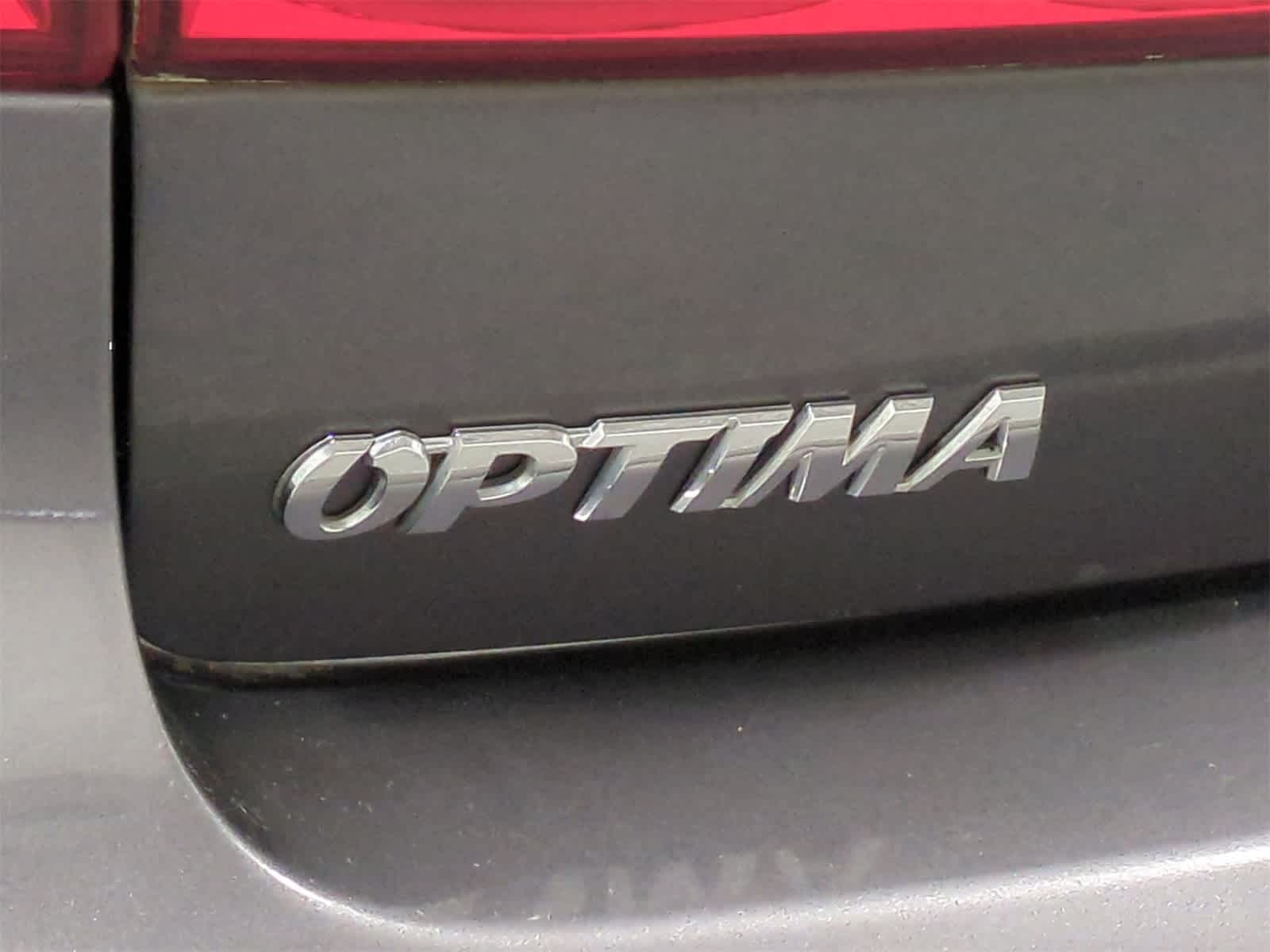 Thumbnail: 2008 Kia Optima - 13