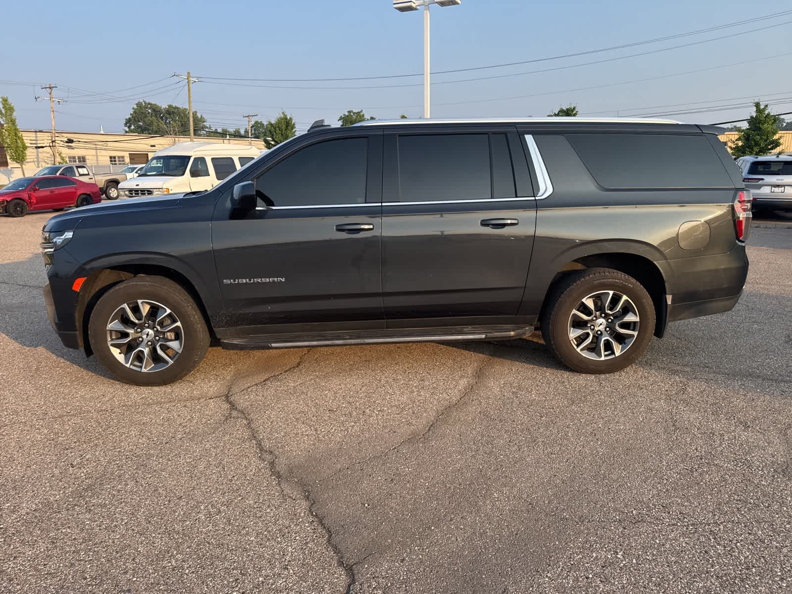 Thumbnail: 2022 Chevrolet Suburban - 23