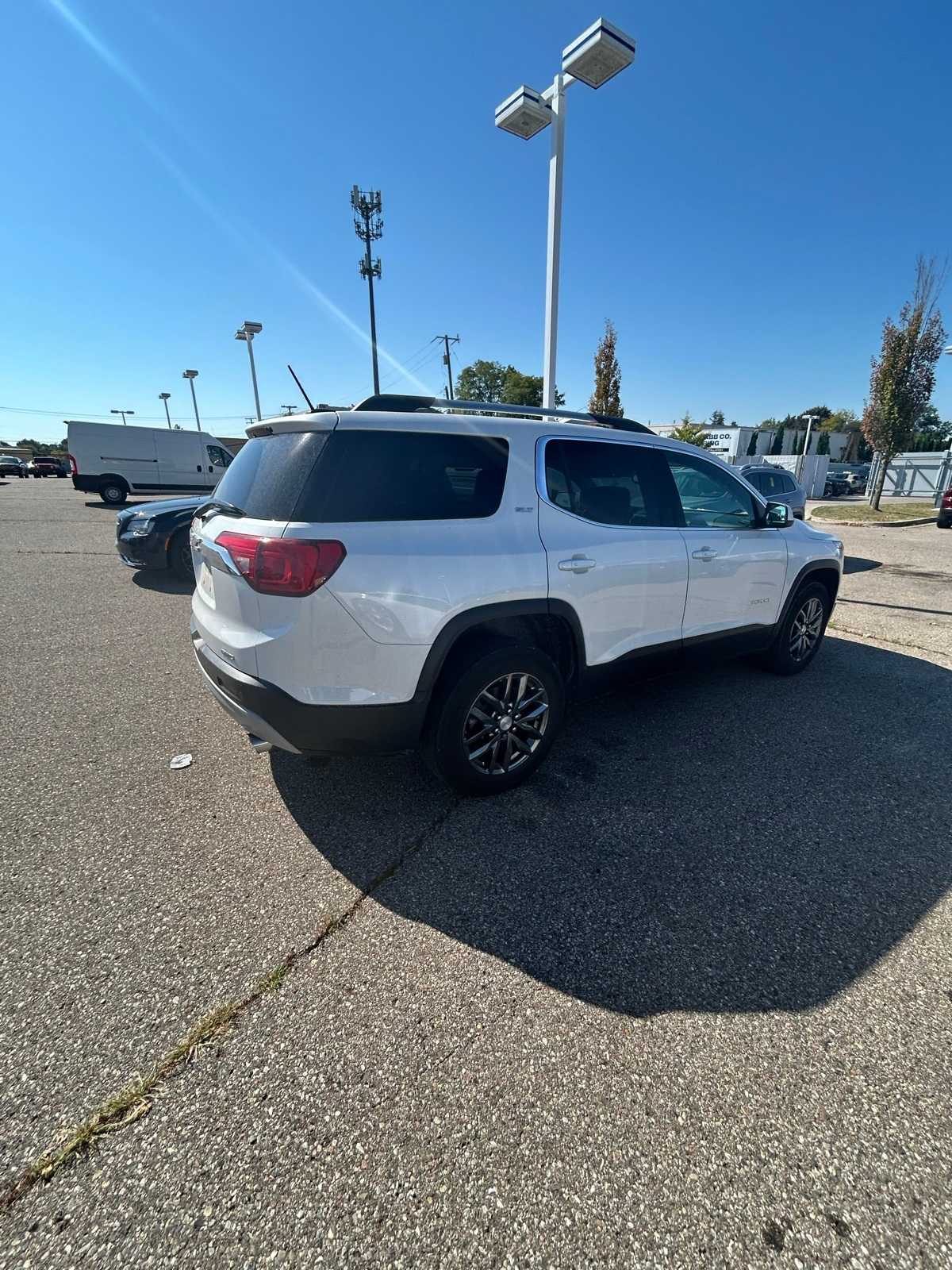 Thumbnail: 2019 GMC Acadia - 14