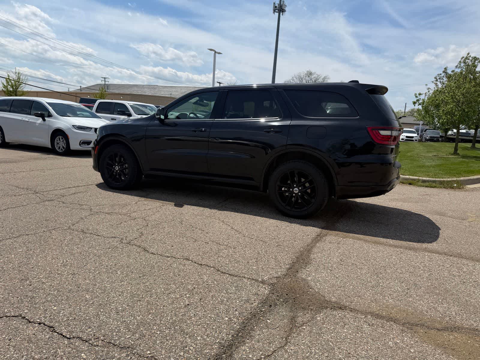 Thumbnail: 2022 Dodge Durango - 26