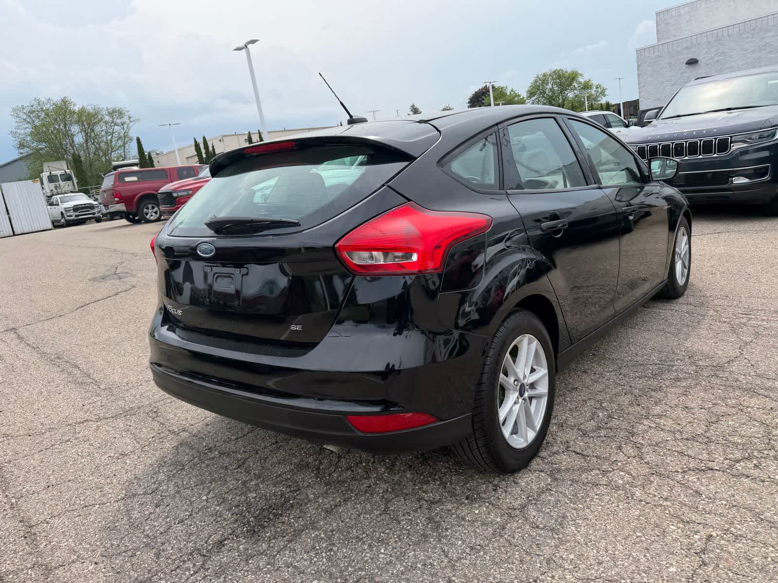 Thumbnail: 2018 Ford Focus - 14