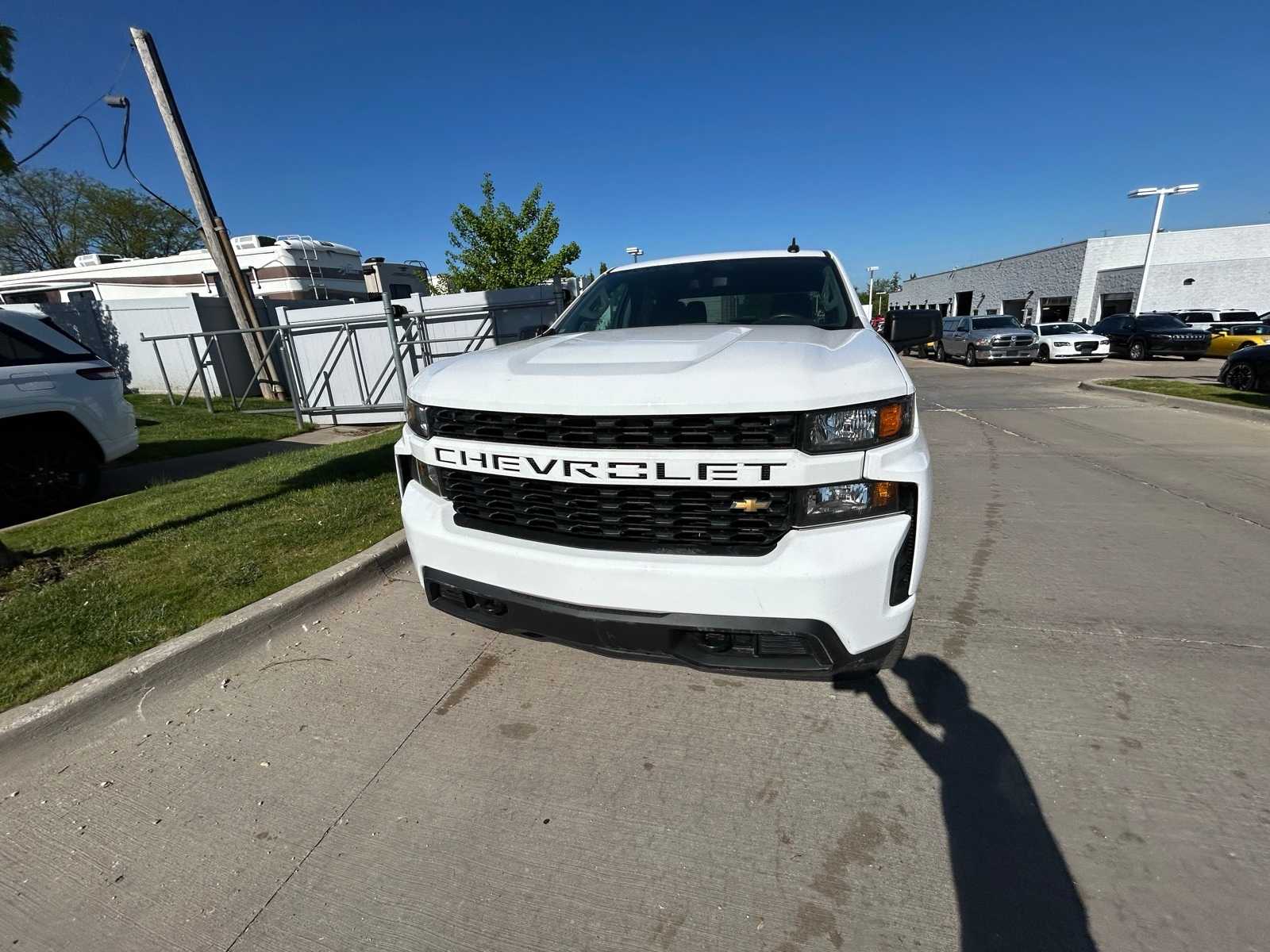 Thumbnail: 2020 Chevrolet Silverado 1500 - 3