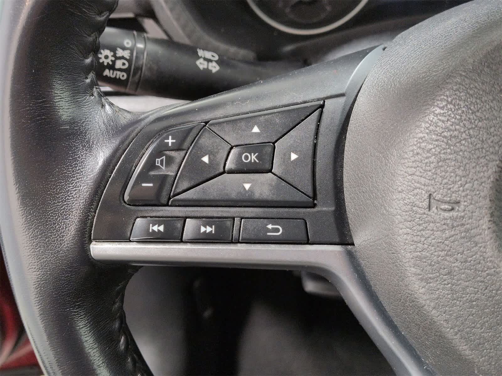 Thumbnail: 2021 Nissan Sentra - 24