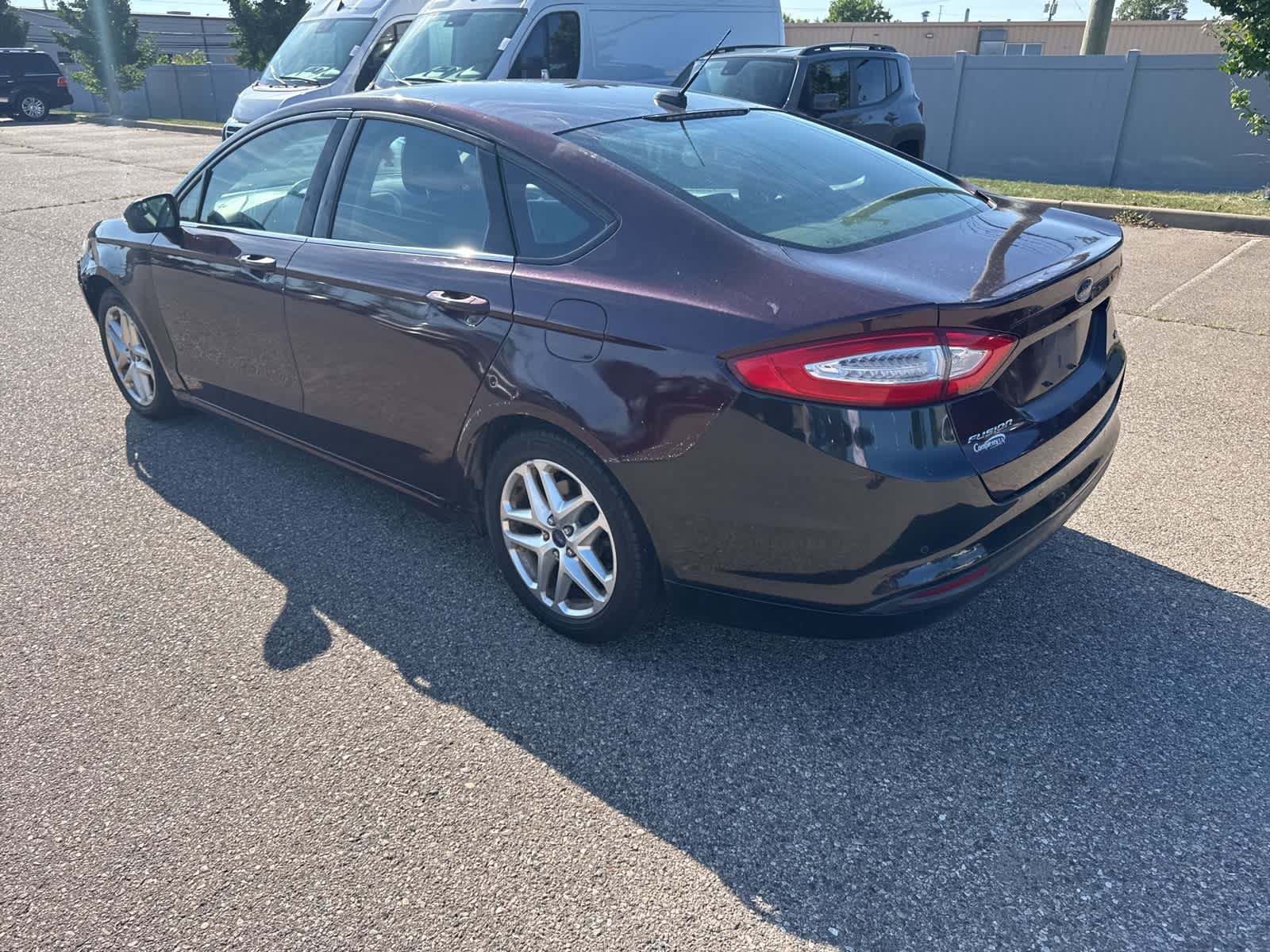 Thumbnail: 2013 Ford Fusion - 24