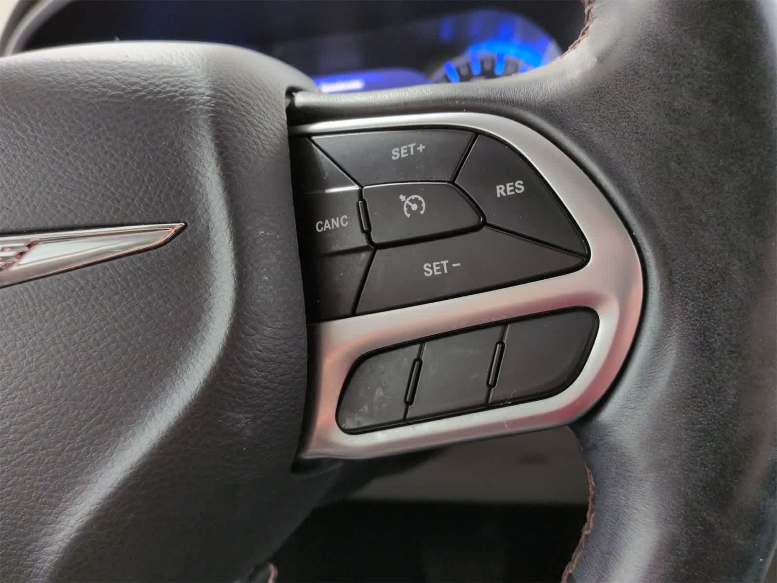 Thumbnail: 2017 Chrysler Pacifica - 26