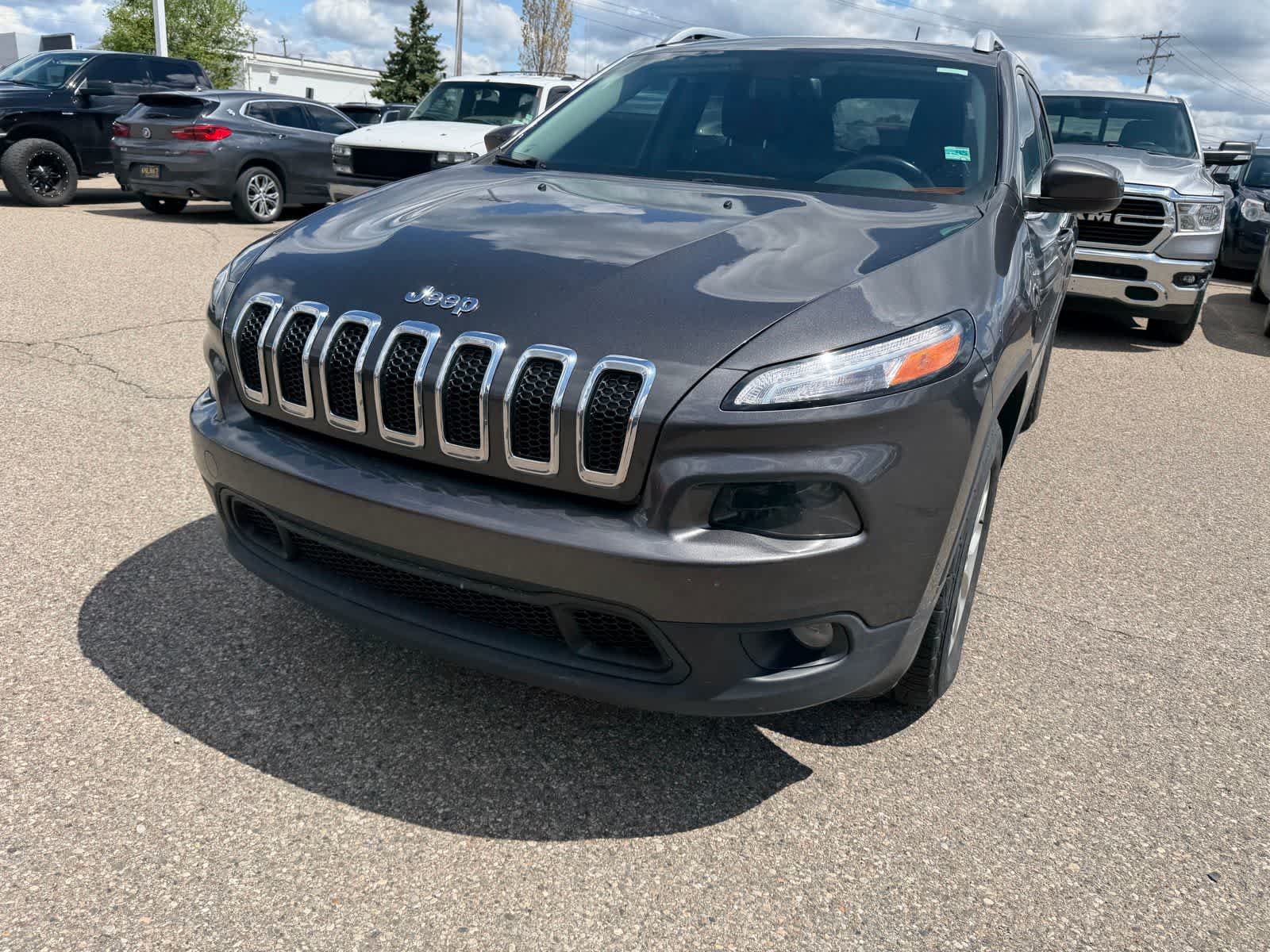 Thumbnail: 2015 Jeep Cherokee - 6