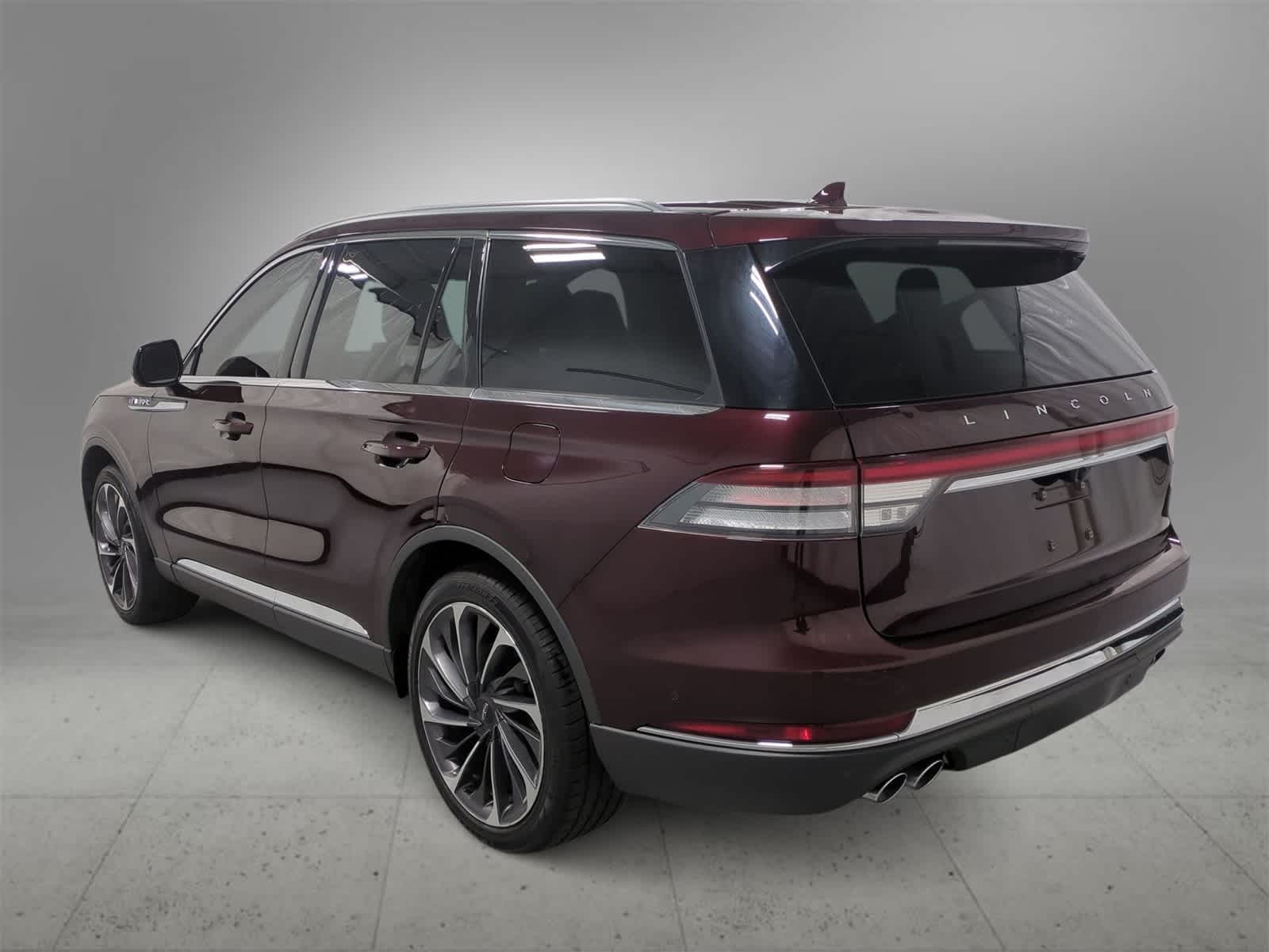 Thumbnail: 2020 Lincoln Aviator - 6