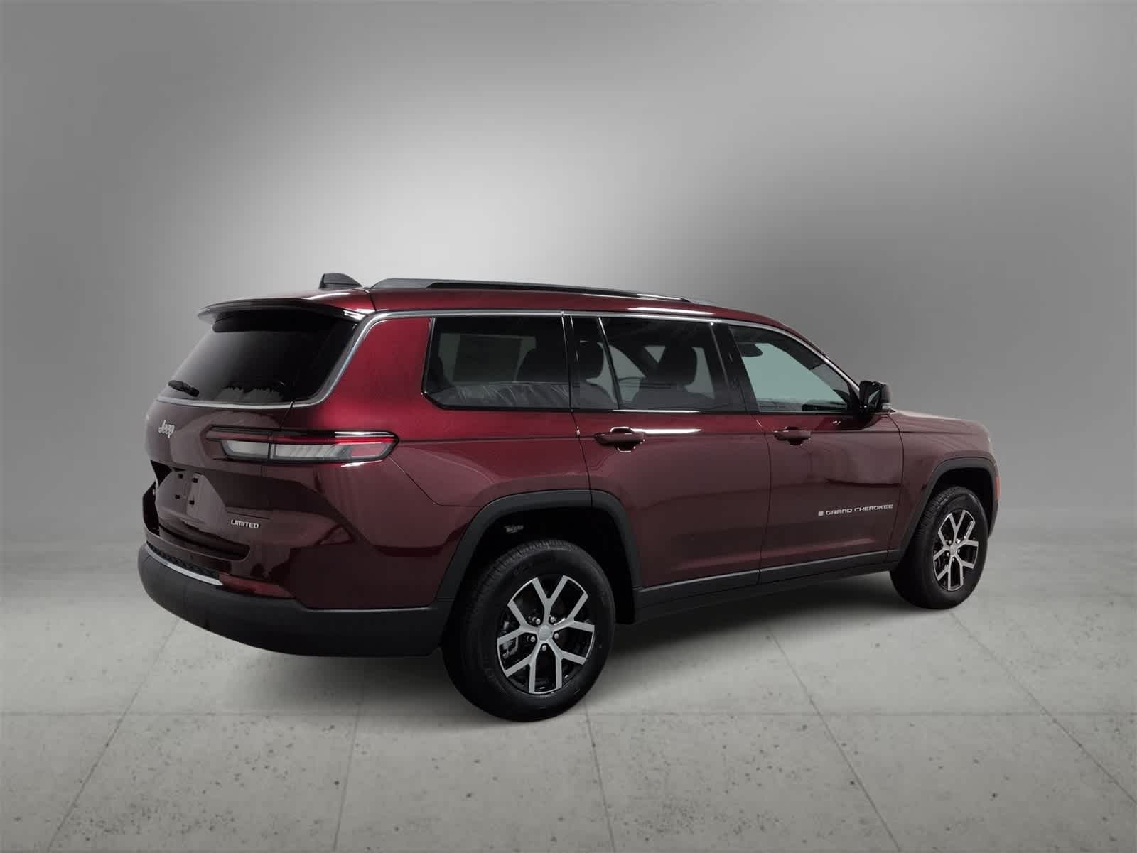 Thumbnail: 2025 Jeep Grand Cherokee L - 8