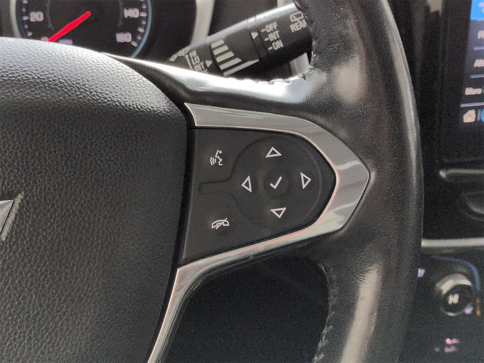 Thumbnail: 2020 Chevrolet Traverse - 27