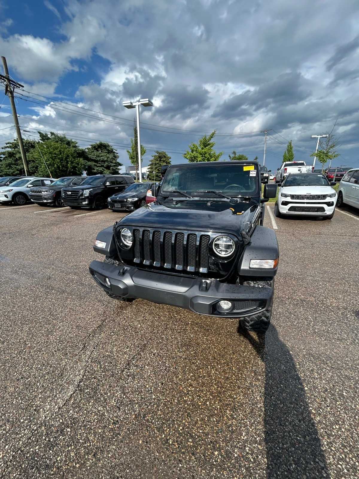 Thumbnail: 2021 Jeep Wrangler - 6