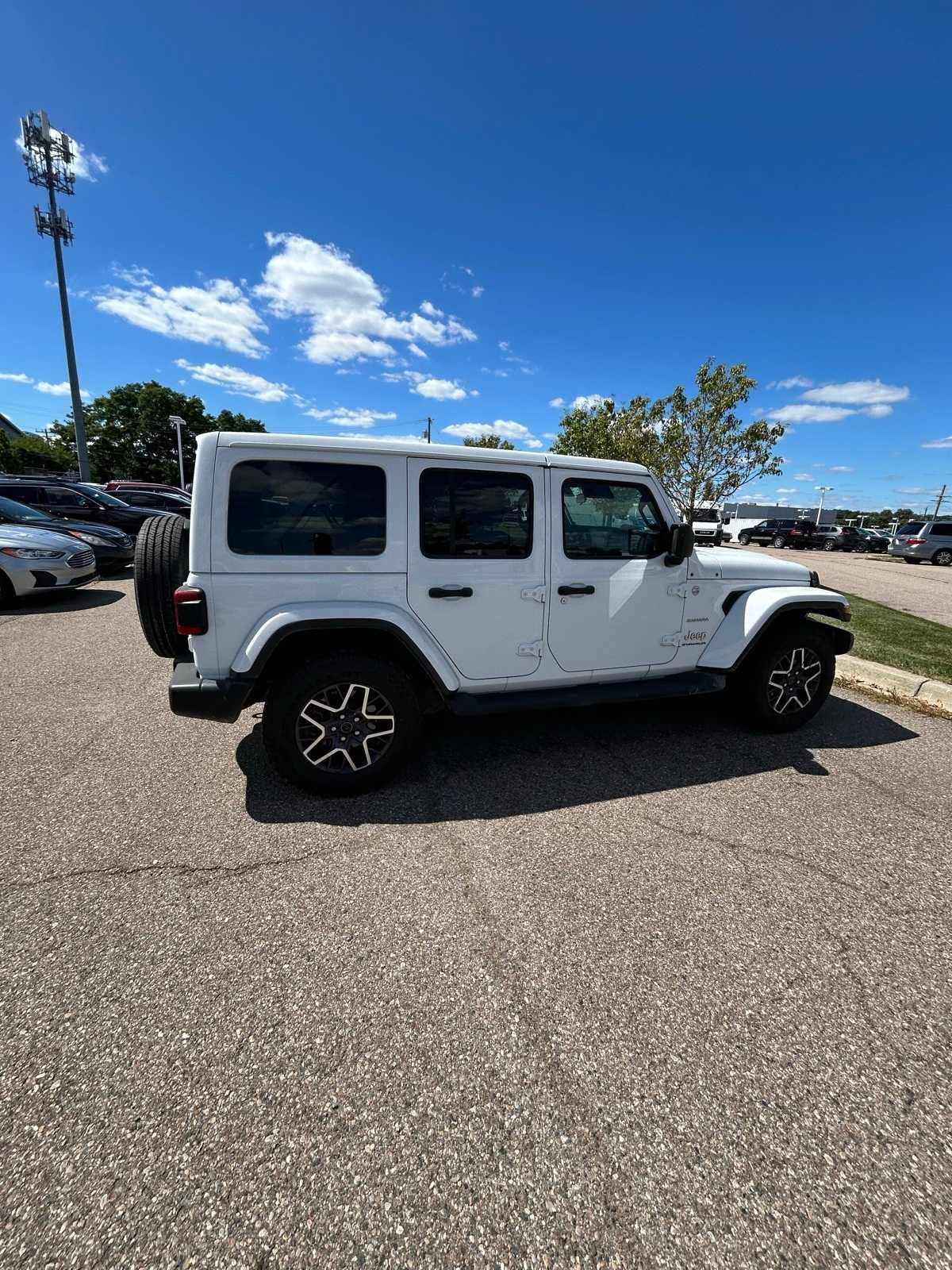 Thumbnail: 2024 Jeep Wrangler - 14