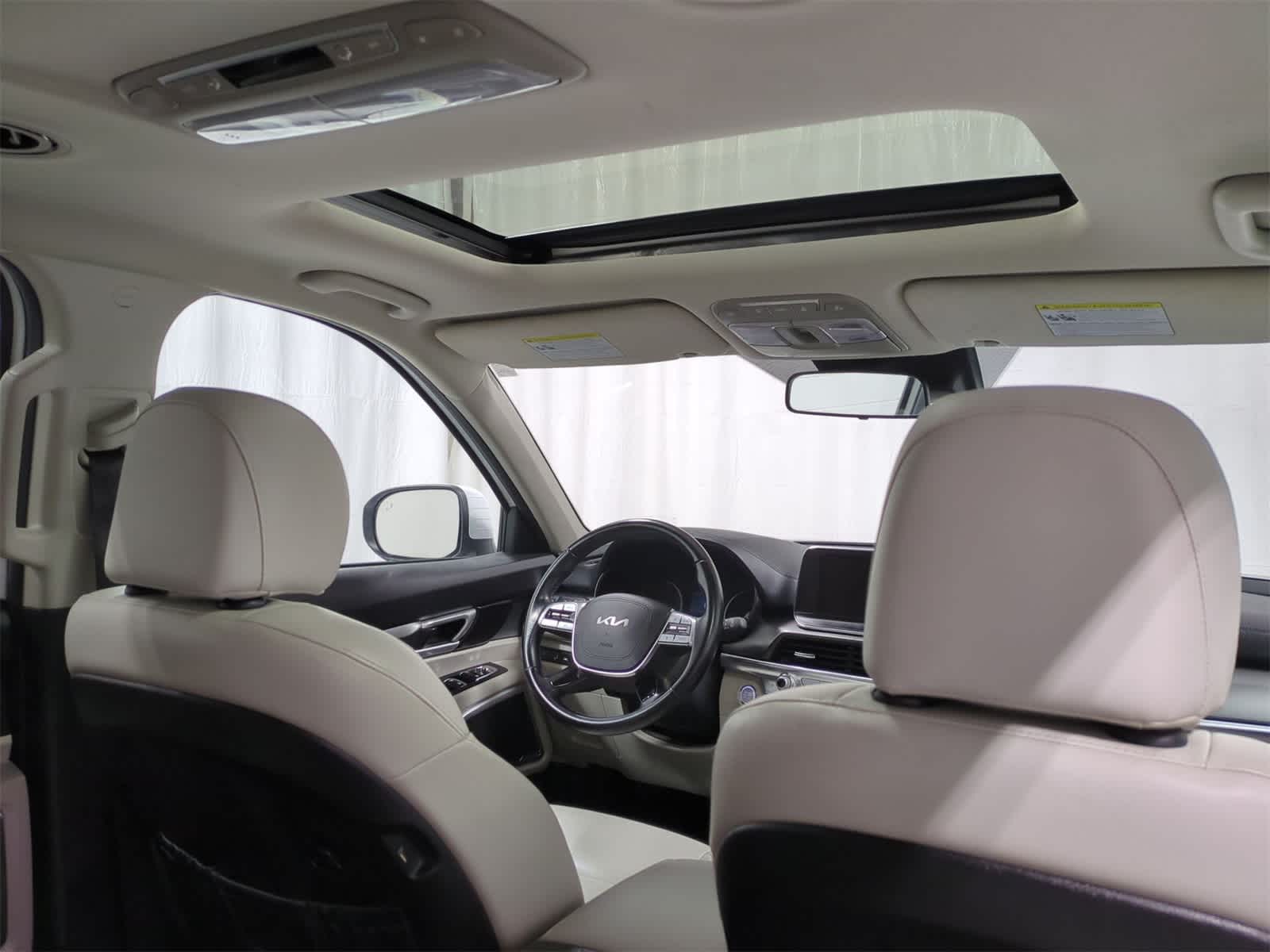 2022 Kia Telluride S 23