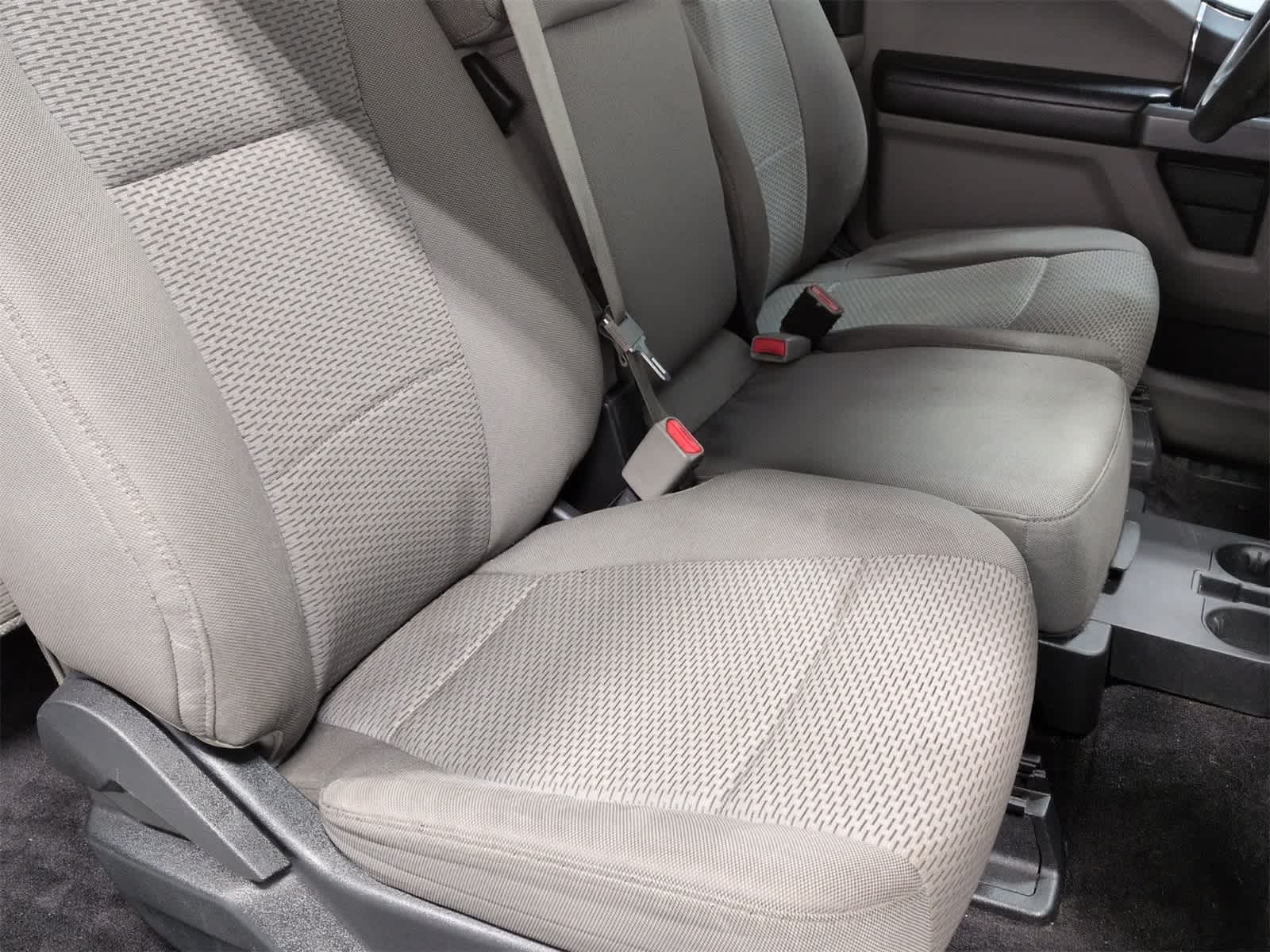 Thumbnail: 2017 Ford F-150 - 21