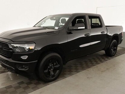 Used 19 Ram 1500 For Sale At The Suburban Collection Vin 1c6rrffg6kn