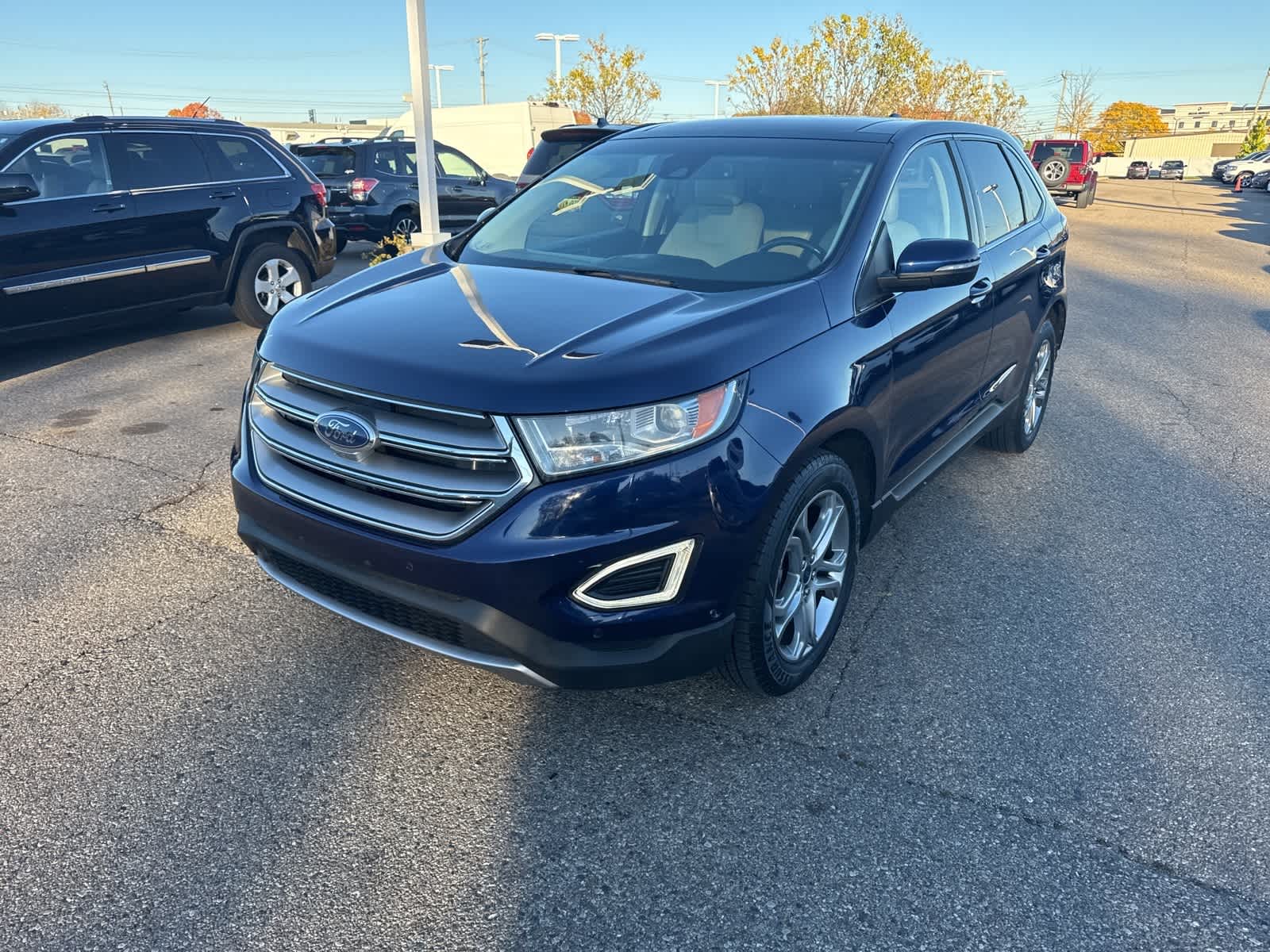 Thumbnail: 2016 Ford Edge - 2