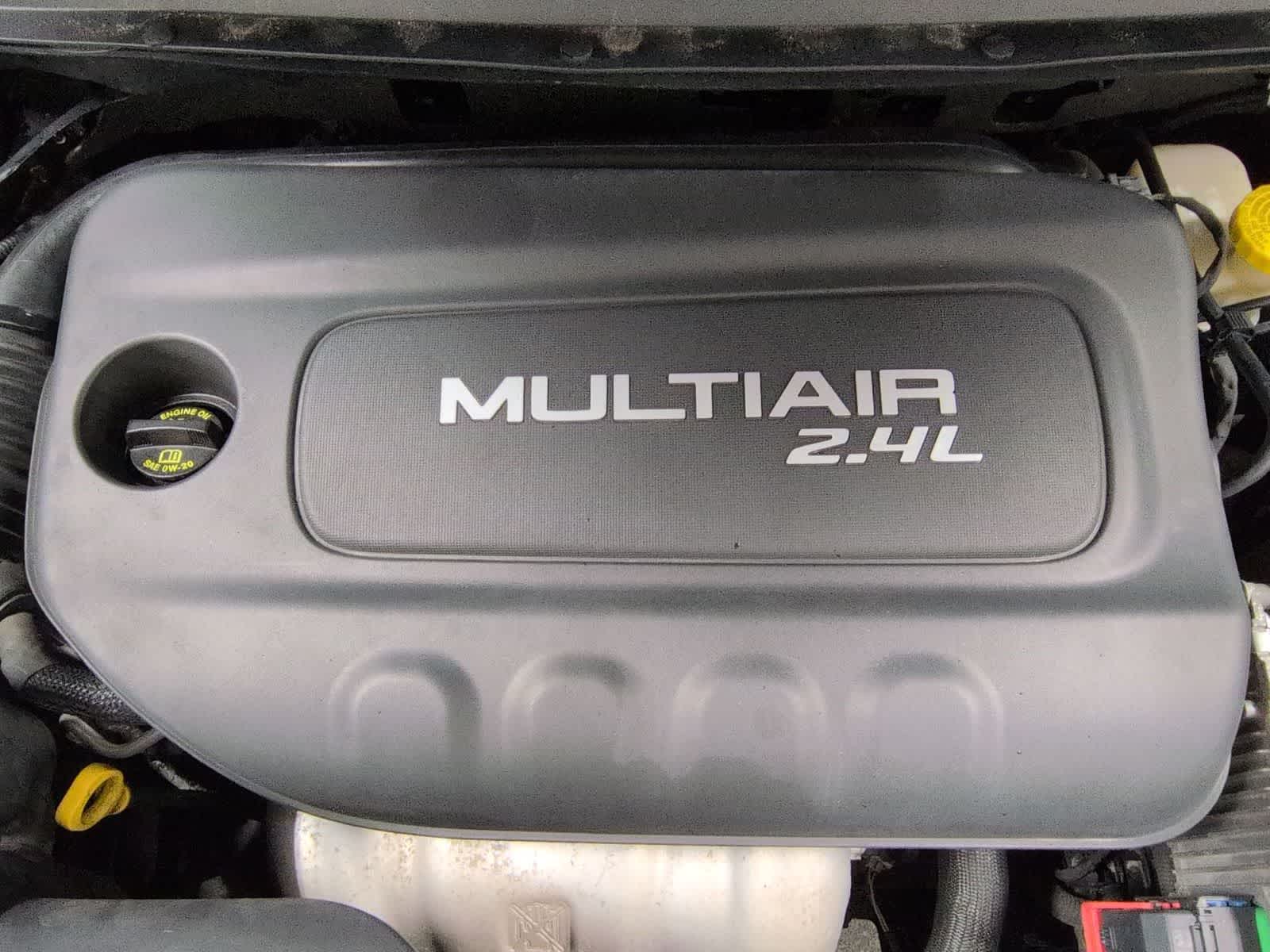 Thumbnail: 2017 Jeep Cherokee - 15