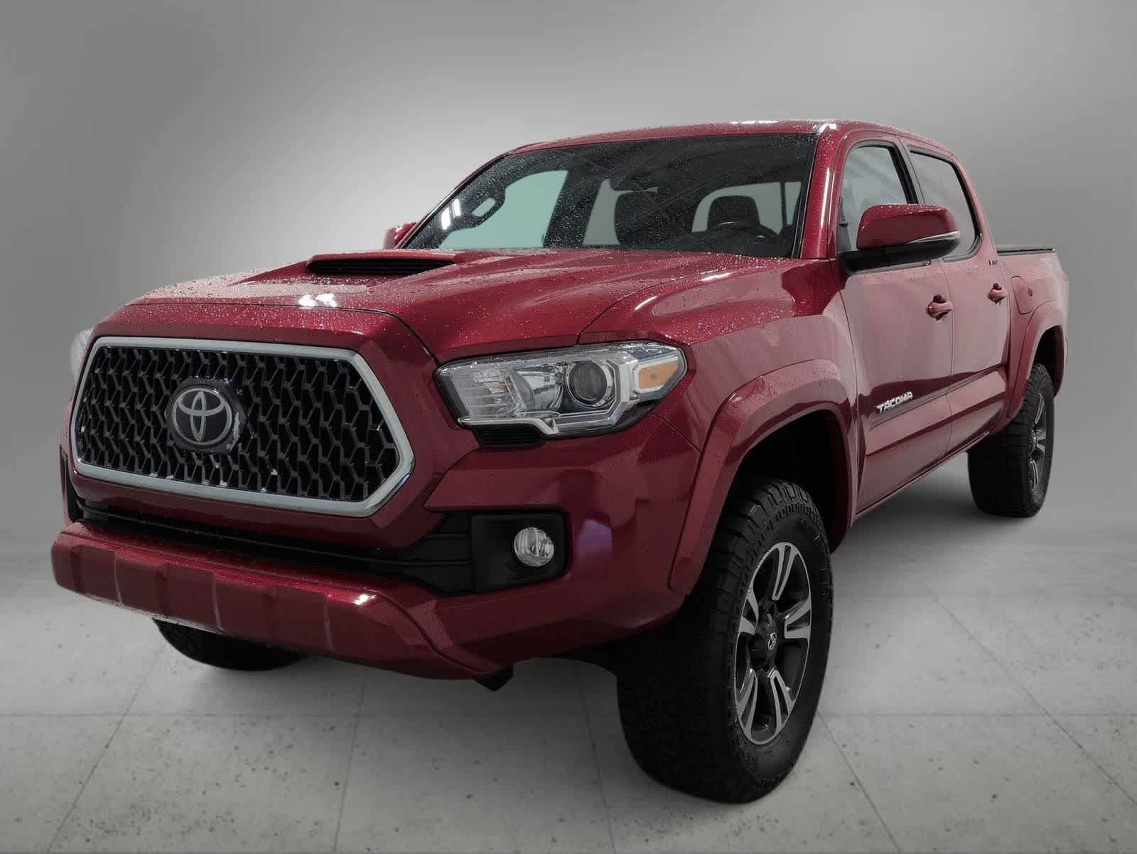 Thumbnail: 2019 Toyota Tacoma - 4