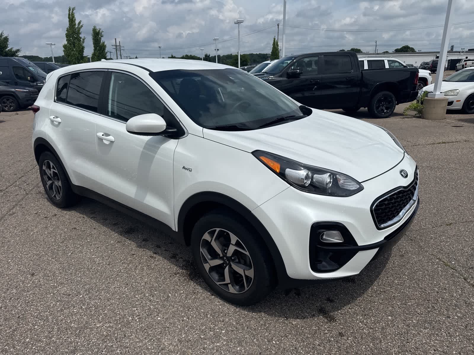 Thumbnail: 2021 Kia Sportage - 9