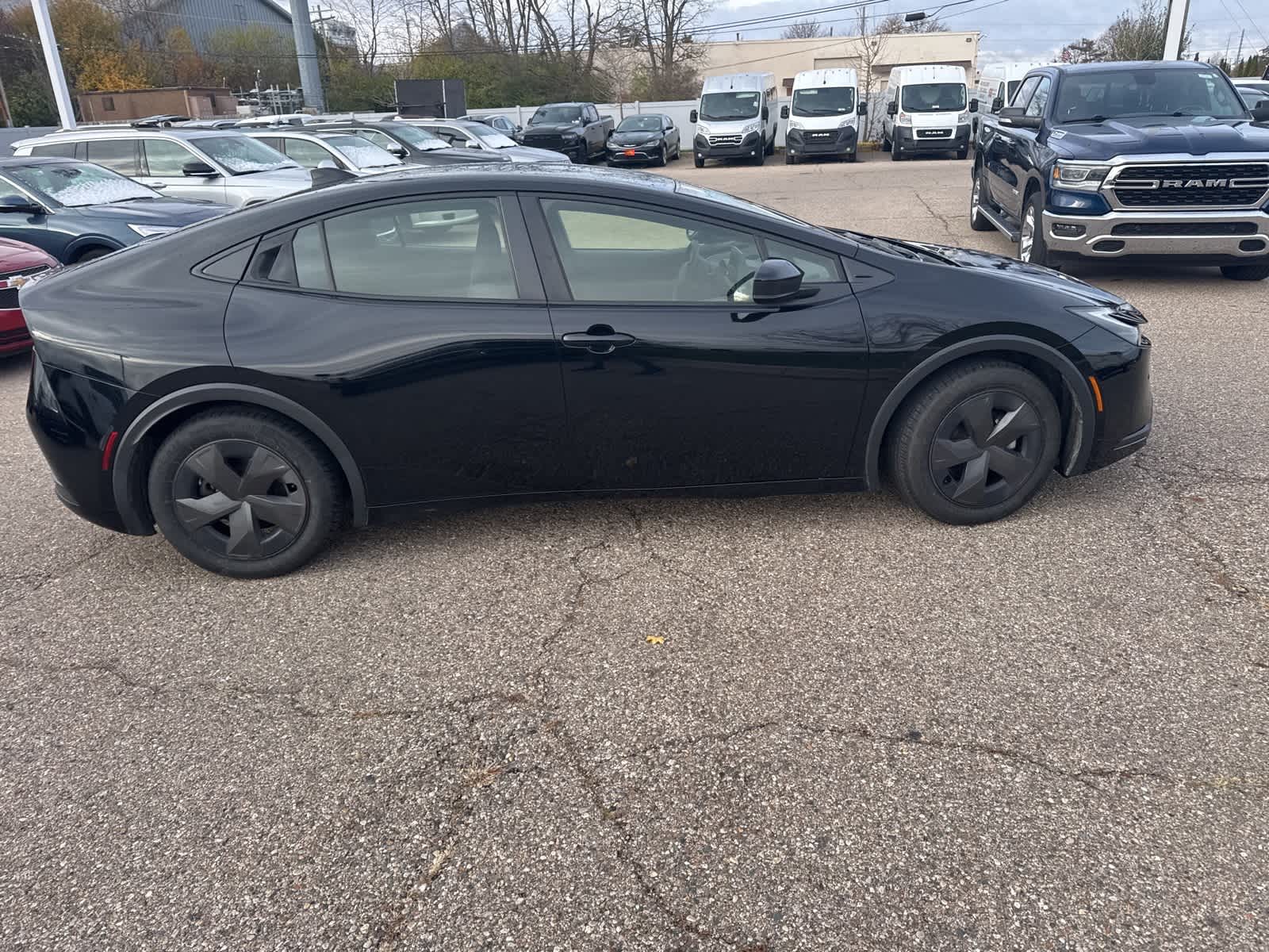 Thumbnail: 2023 Toyota Prius - 10