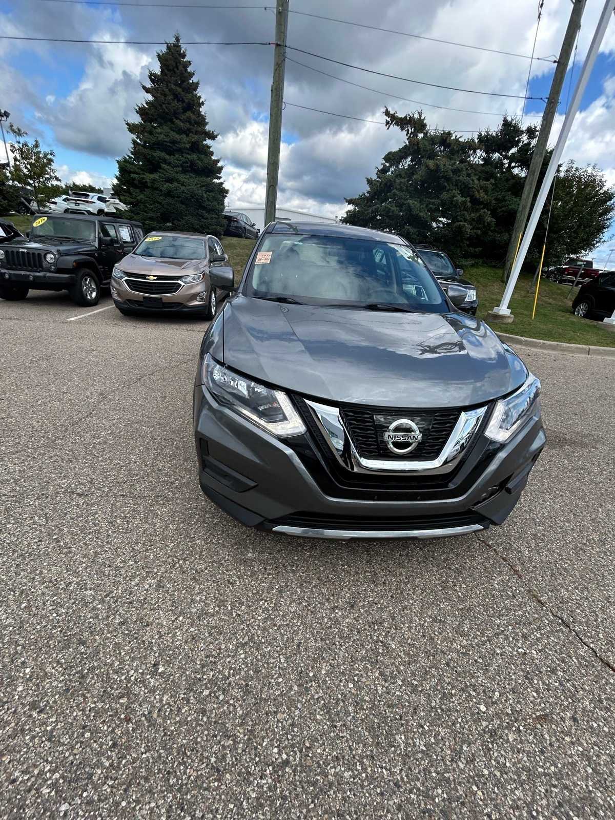 Thumbnail: 2019 Nissan Rogue - 6
