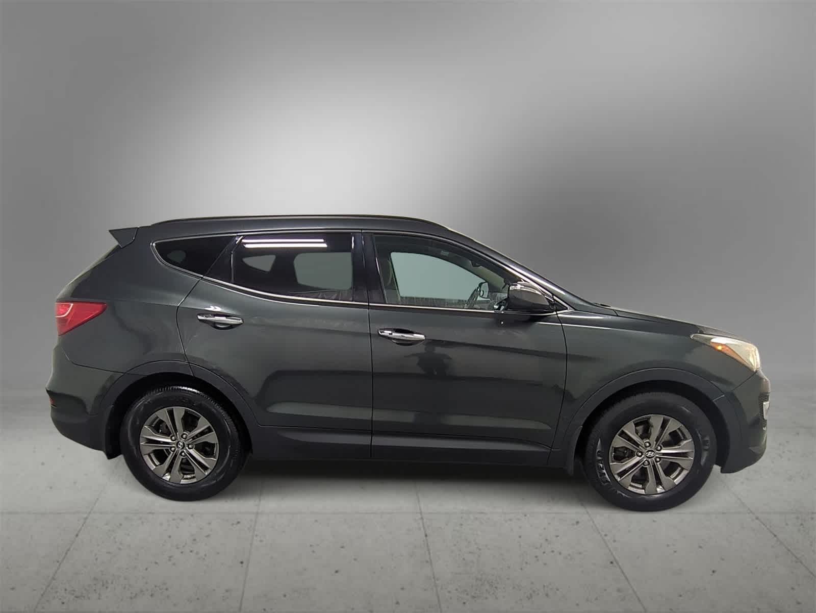 Thumbnail: 2014 Hyundai Santa Fe - 9