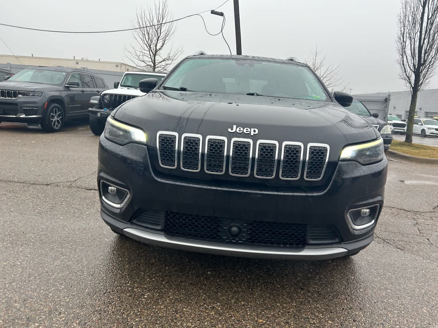 Thumbnail: 2021 Jeep Cherokee - 6