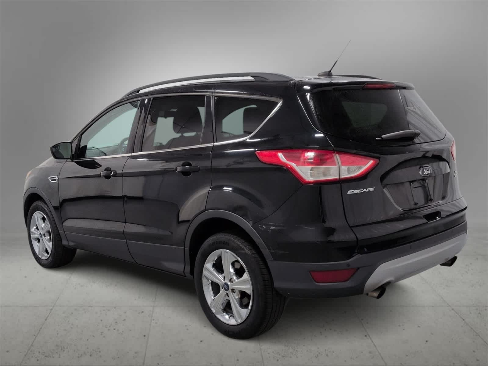 Thumbnail: 2016 Ford Escape - 6