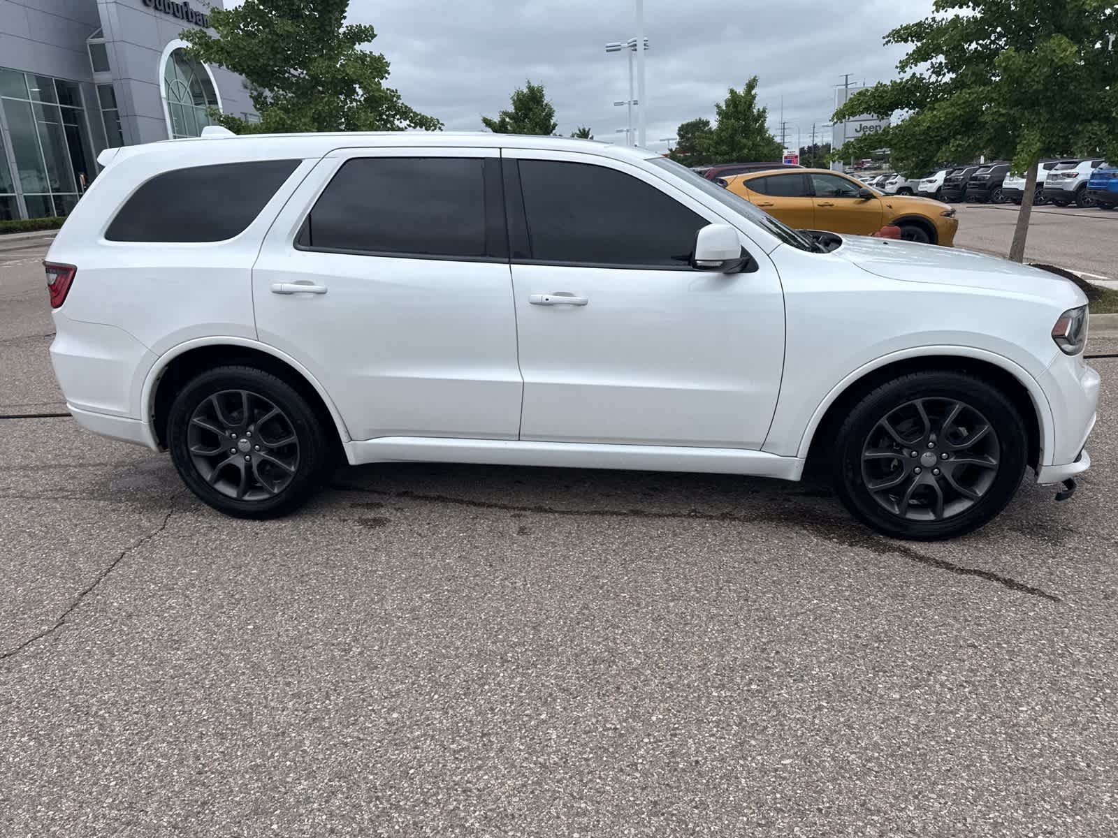 Thumbnail: 2017 Dodge Durango - 13
