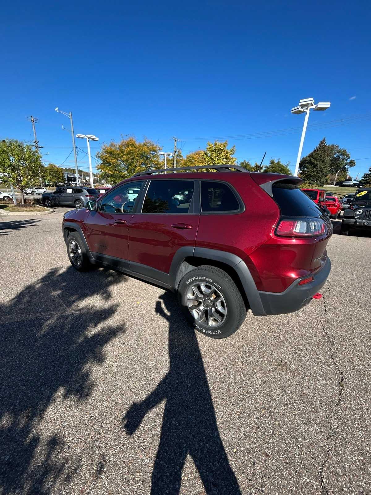 Thumbnail: 2019 Jeep Cherokee - 22