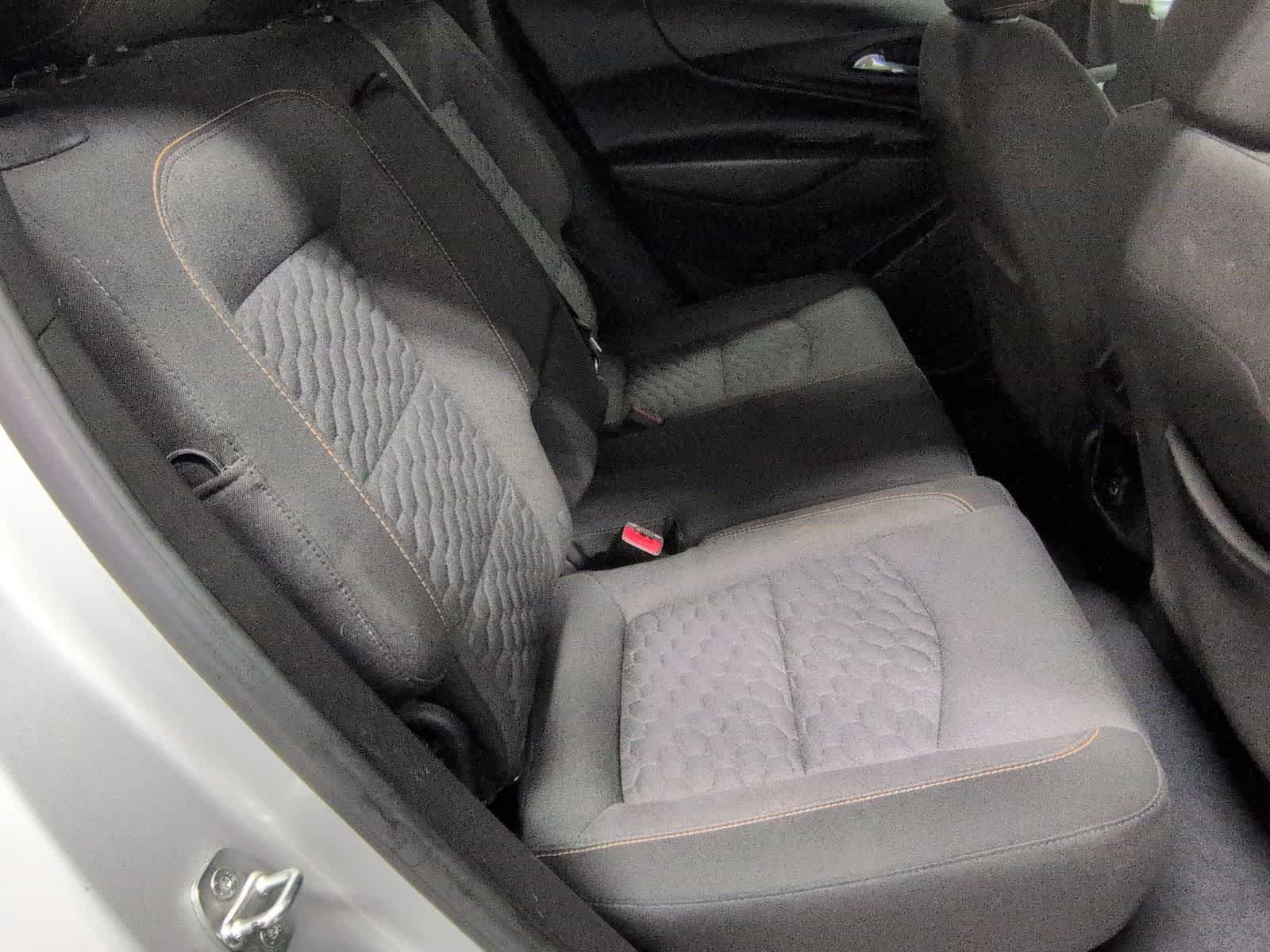 Thumbnail: 2021 Chevrolet Equinox - 21