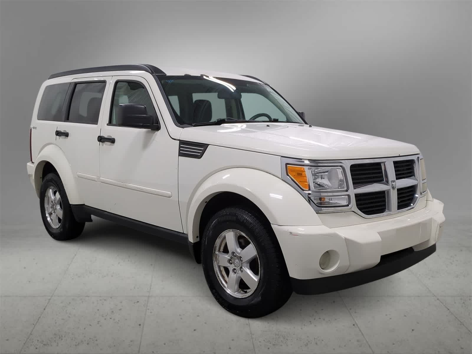 Used 2009 Dodge Nitro SE with VIN 1D8GU28K39W513520 for sale in Farmington Hills, MI