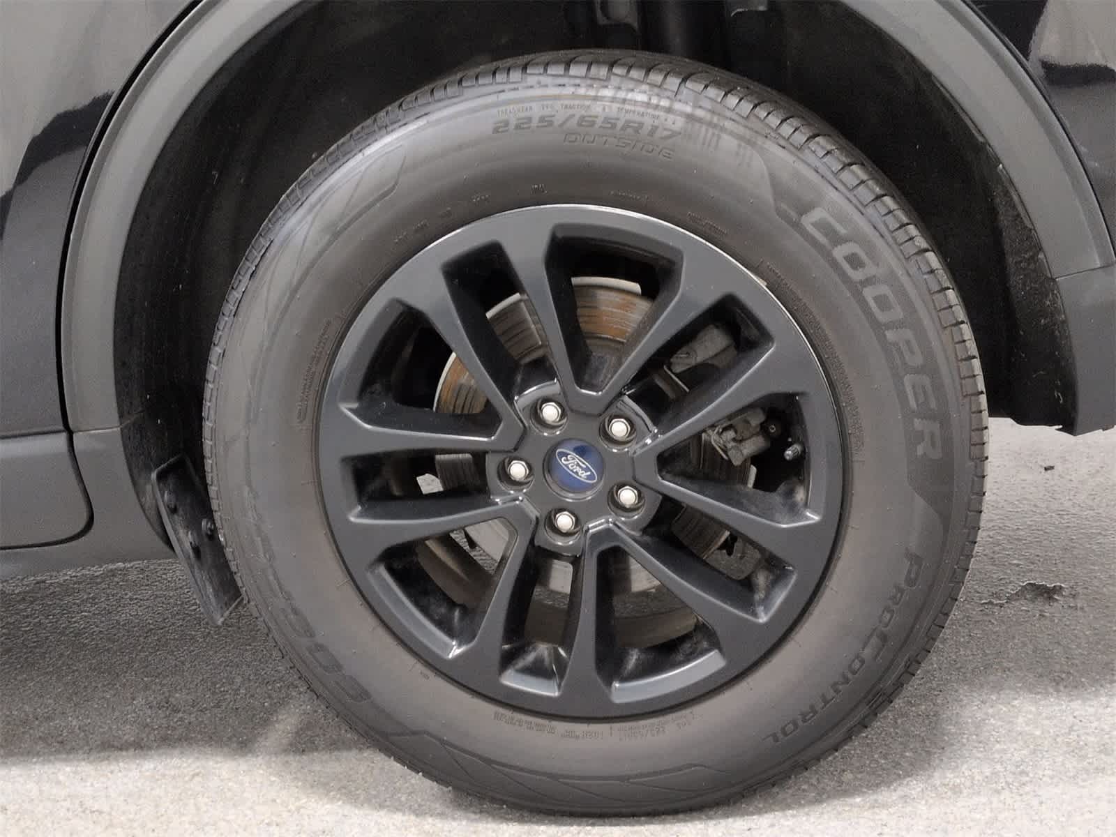 Thumbnail: 2021 Ford Escape - 14