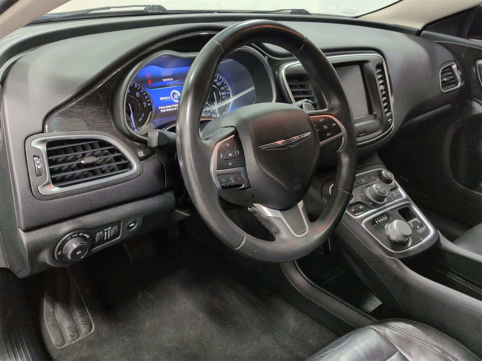 Thumbnail: 2015 Chrysler 200 - 10