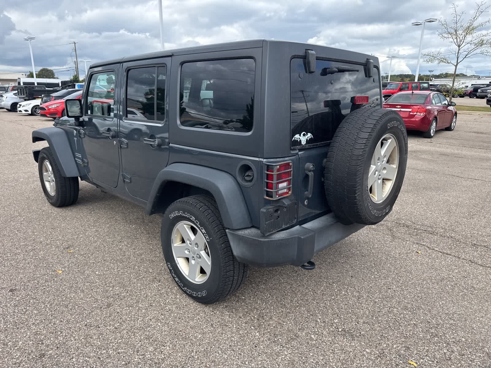 Thumbnail: 2017 Jeep Wrangler - 25