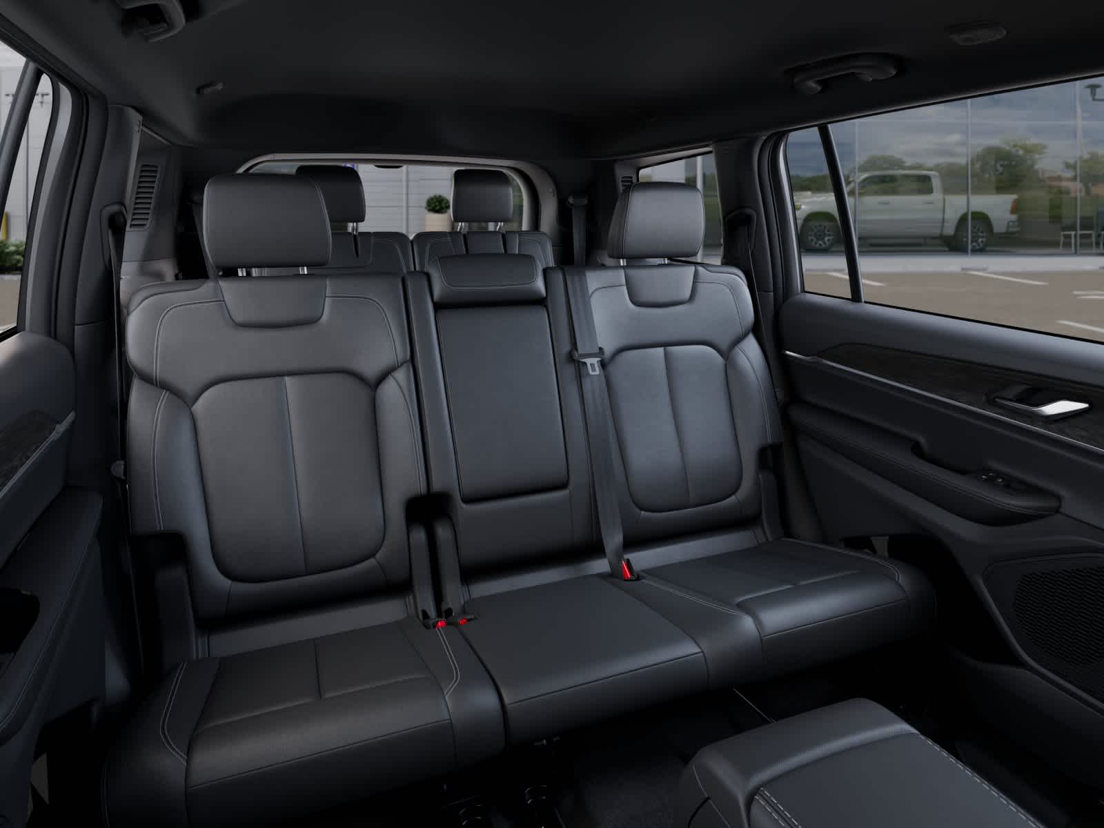 Thumbnail: 2025 Jeep Grand Cherokee L - 15