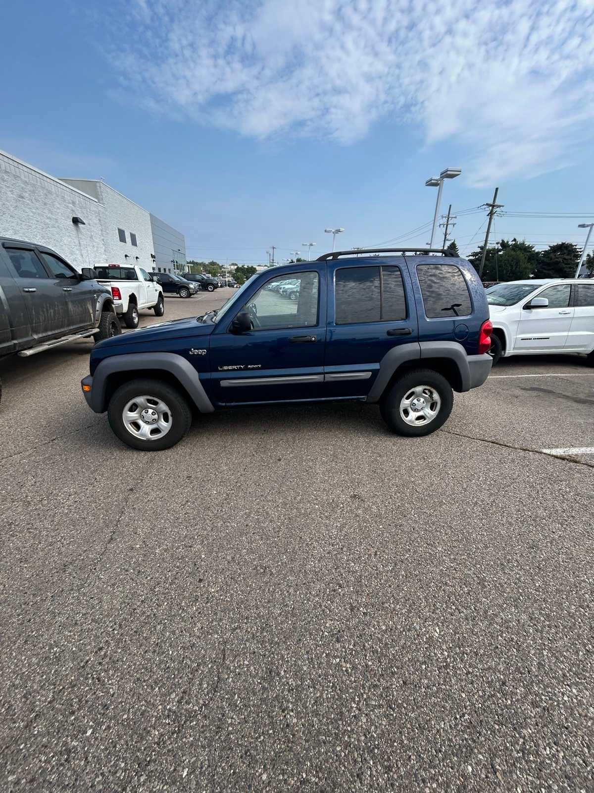 Thumbnail: 2002 Jeep Liberty - 26
