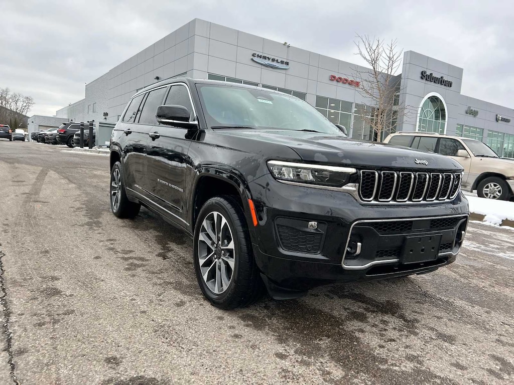 Used 2023 Jeep Grand Cherokee L Overland SUV