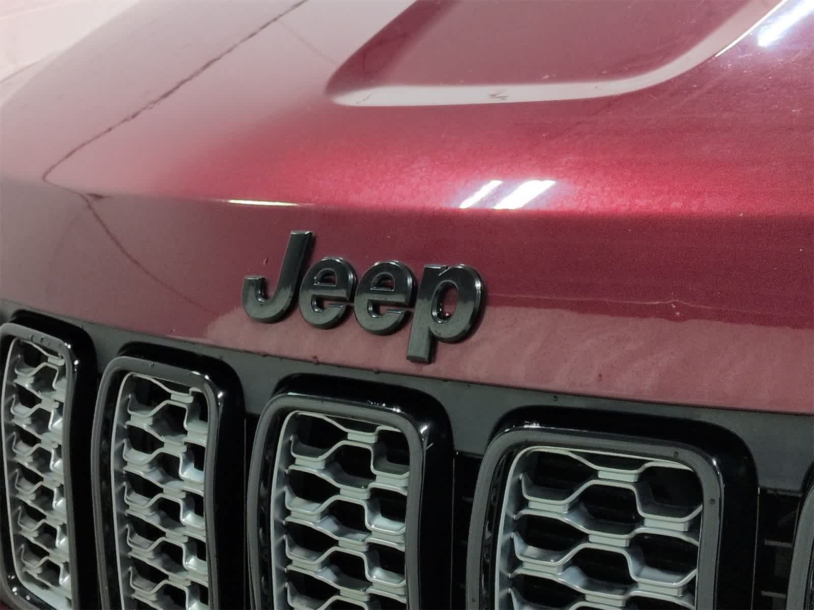 Thumbnail: 2021 Jeep Grand Cherokee - 13