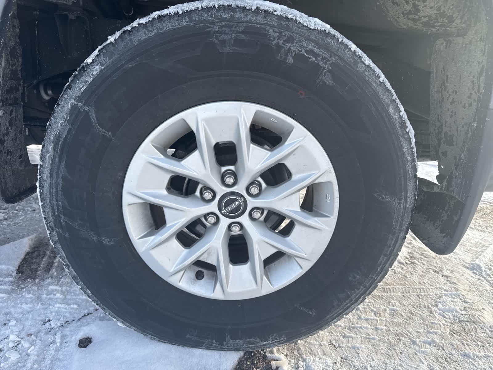 Thumbnail: 2024 Nissan Frontier - 19