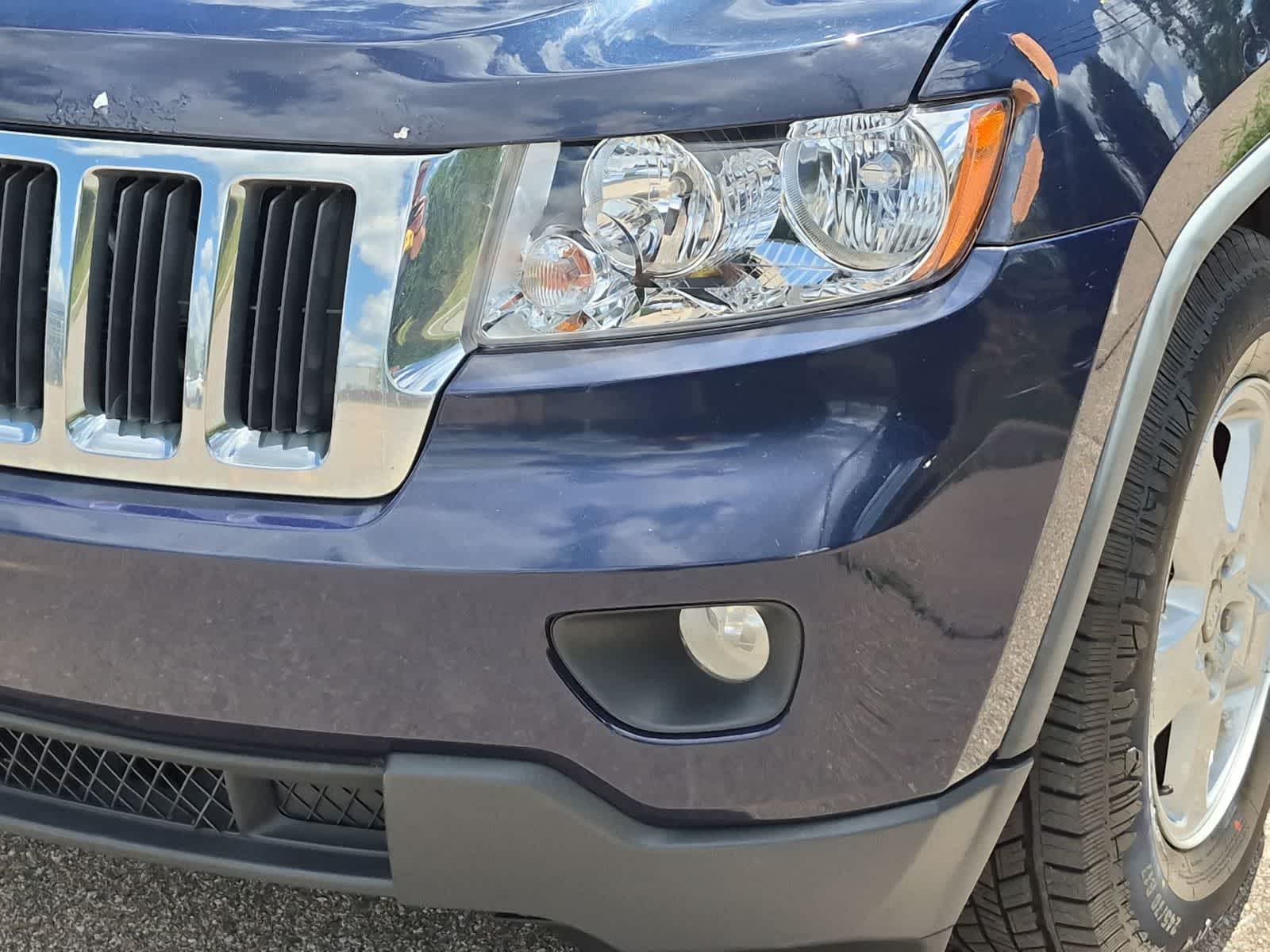 Thumbnail: 2012 Jeep Grand Cherokee - 11