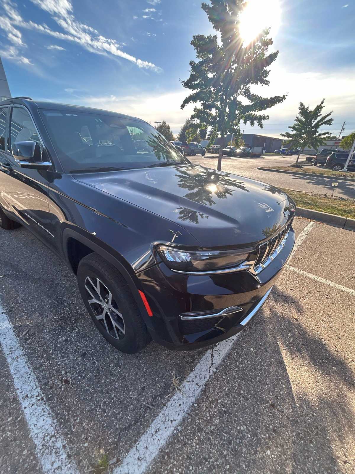 Thumbnail: 2024 Jeep Grand Cherokee - 6